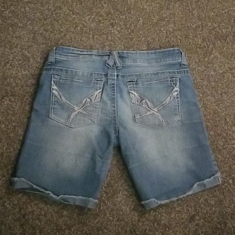 Shorts - Picture 2 of 2
